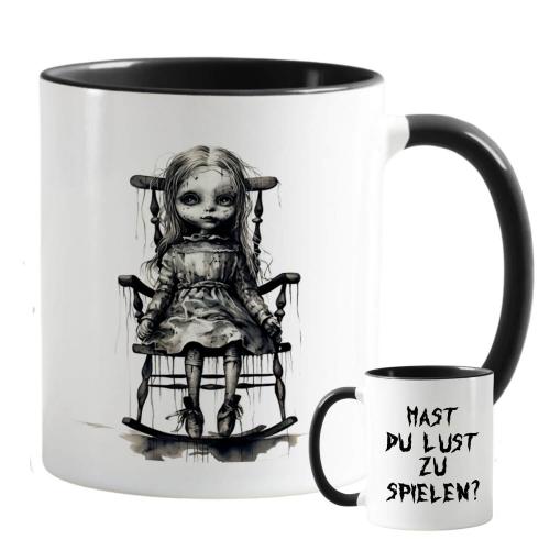 Zweifarbige Tasse zu Halloween, Horrorpuppe und Spruch: Hast du Lust zu spielen? Beidseitig bedruckt, schwarz-weiß glänzend, Füllmenge: ca. 330 ml, Spülmaschinen- und Mikrowellengeeigent