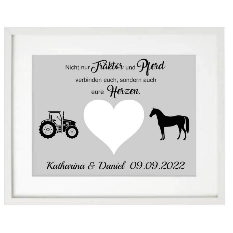 Geldgeschenk zur Hochzeit, Traktor und Pferd mit Personalisierung, originelle Geld Geschenkverpackung für eine Hochzeit mit Personalisierung, Größe: ca. 32cm x 42cm, Beispielbild
