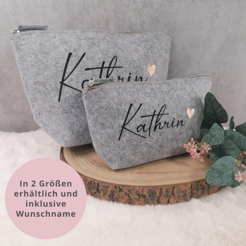 Personalisierte Kosmetiktasche aus Filz, Kulturtasche mit Wunschname und einem Rosé goldenes Herz, hellgrau meliert, in 2 Größen erhältlich