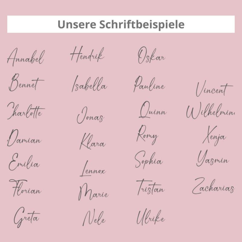 Personalisierte Kosmetiktasche aus Filz, Kulturtasche mit Wunschname und einem Rosé goldenes Herz, hellgrau meliert, Schriftbeispiele