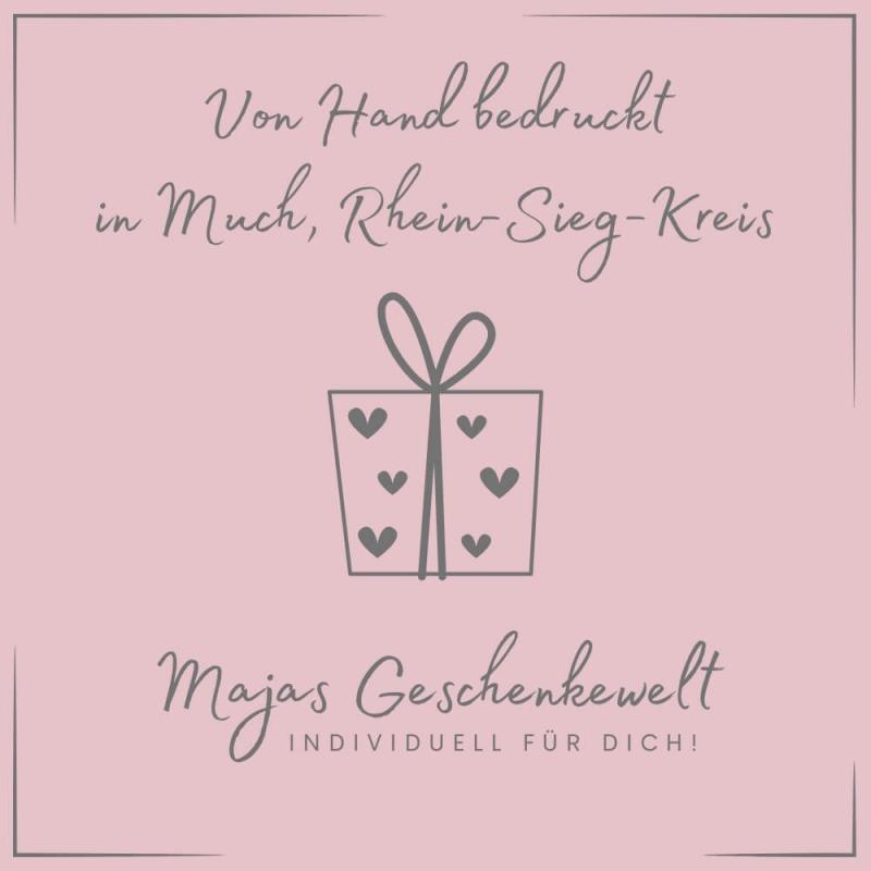 Weißes kuschliges Kissen mit Spruch "Unendliche Liebe" mit Personalisierung, Kissengröße 40cm x 40cm, mit Kissenfüllung, handbedruckt