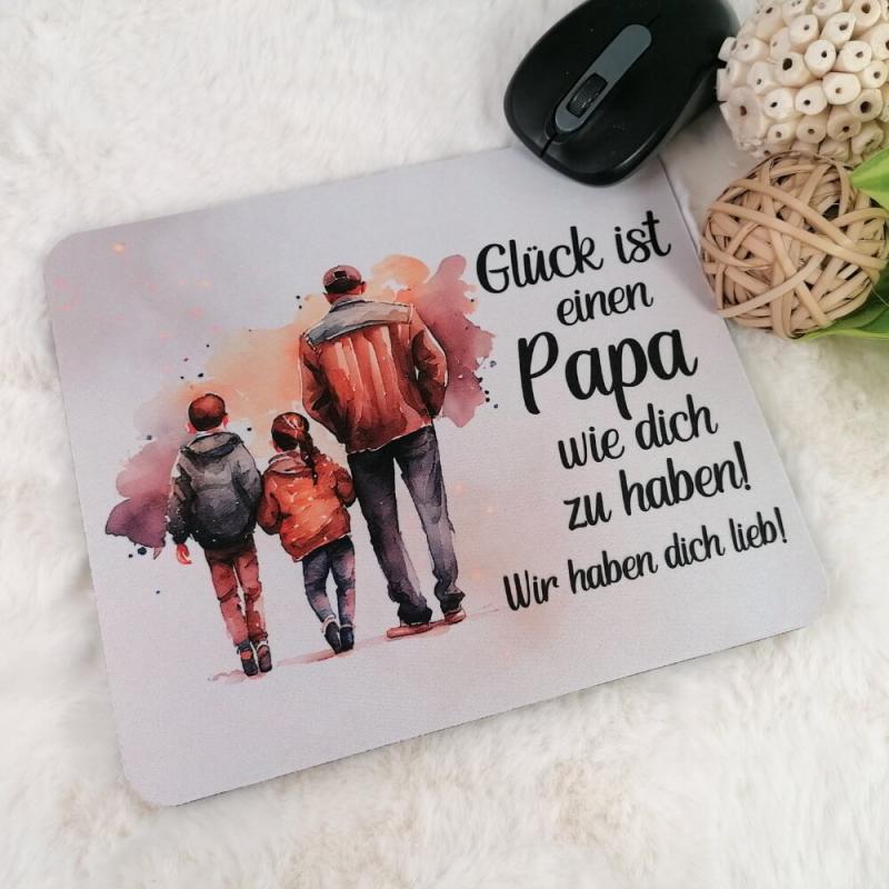 Mousepad mit Sprich "Glück ist einen Papa wie dich zu haben" Variante Papa, Mädchen und Junge, Nahaufnahme